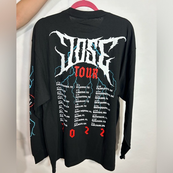 Other - J Balvin 2022 Tour Longsleeve Lighting